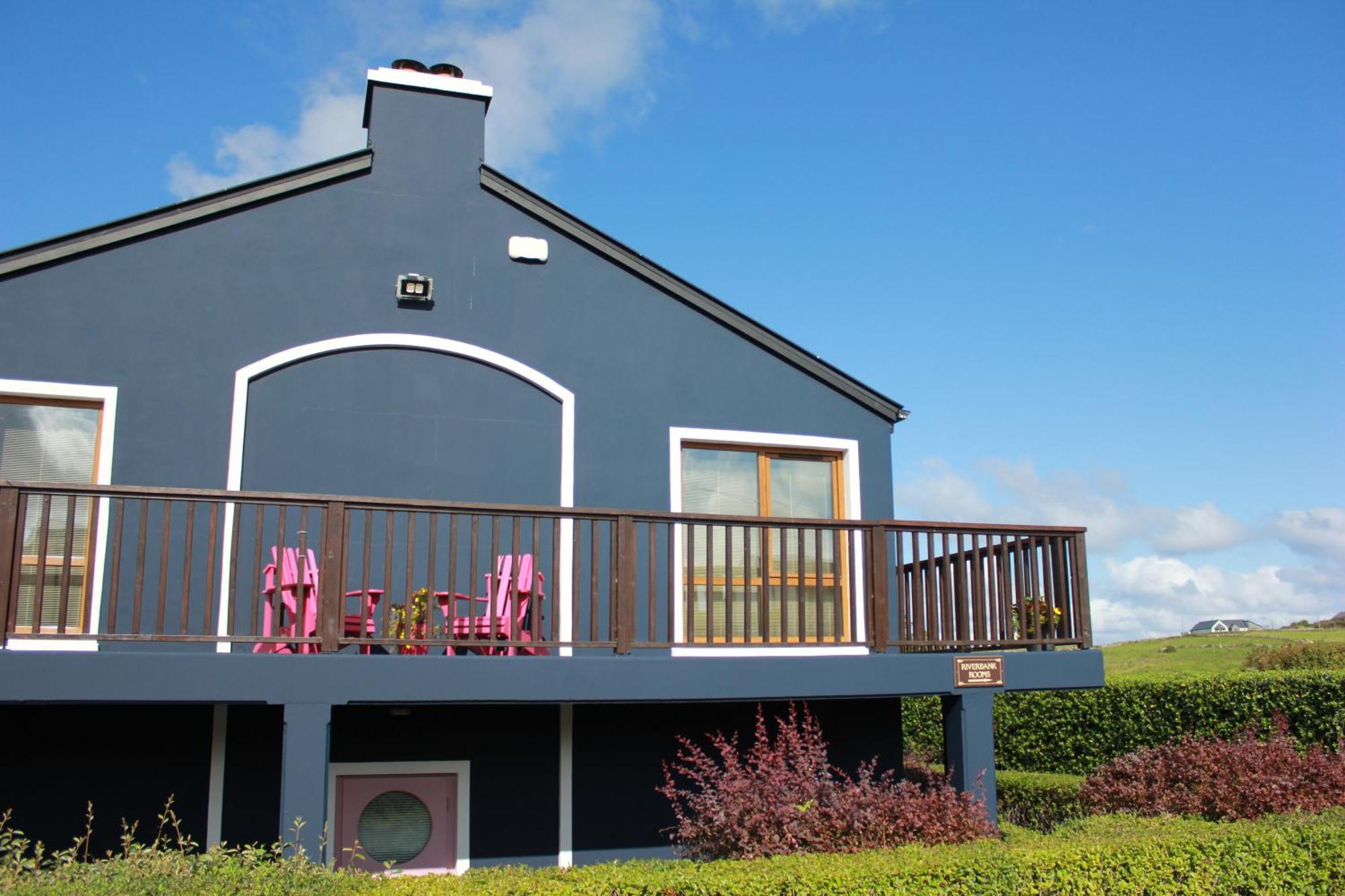 Riverbank Rooms Doolin Exterior foto